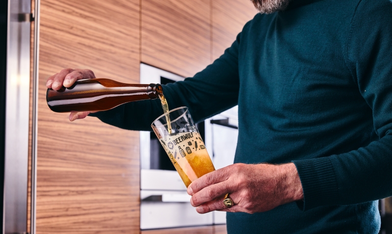 Beerwulf glas volschenken met vaderdag